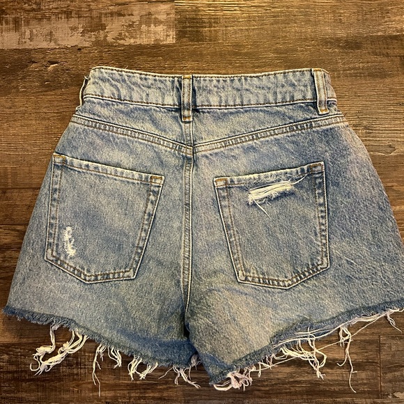 Jean Shorts - Picture 5 of 6